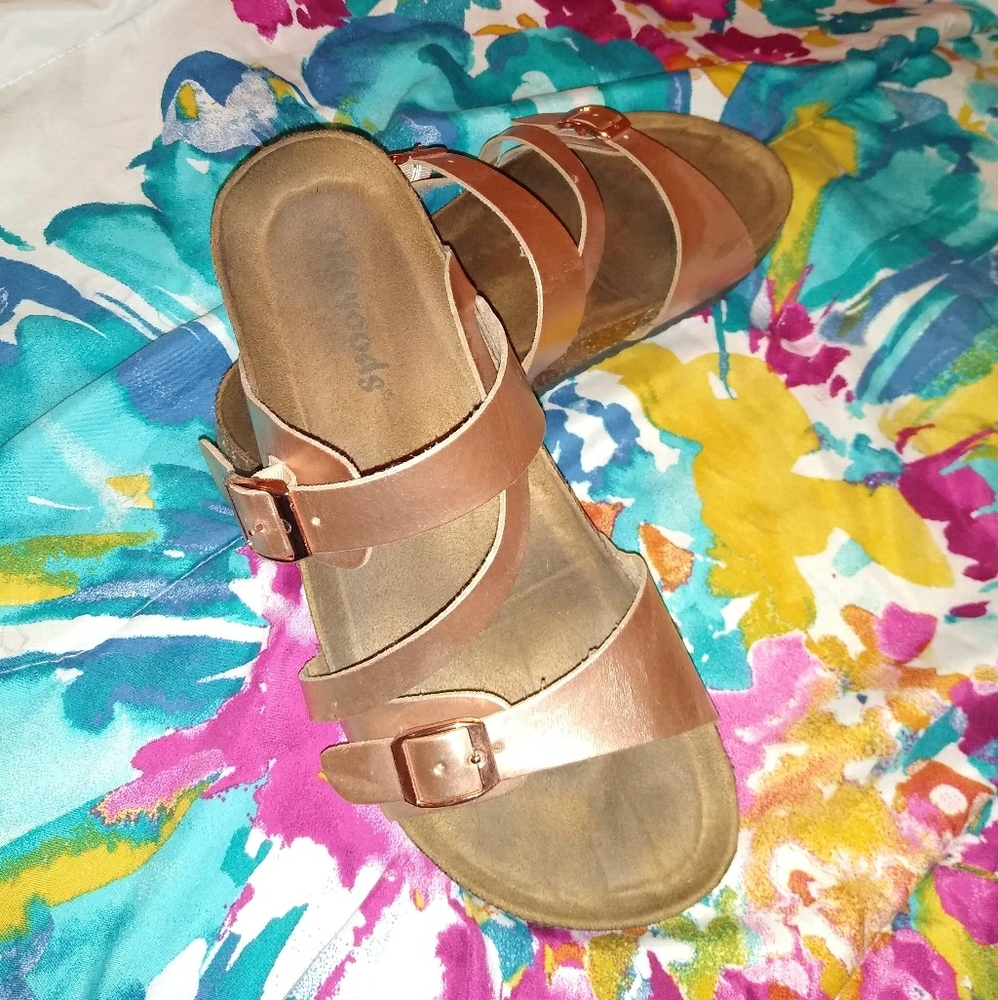 Rose Gold Oakwood Sandals